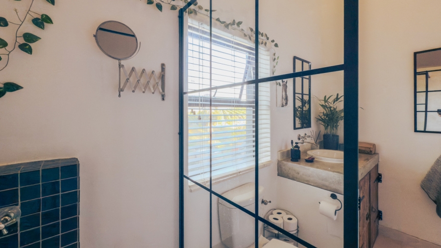2 Bedroom Property for Sale in Ongegund Village Western Cape